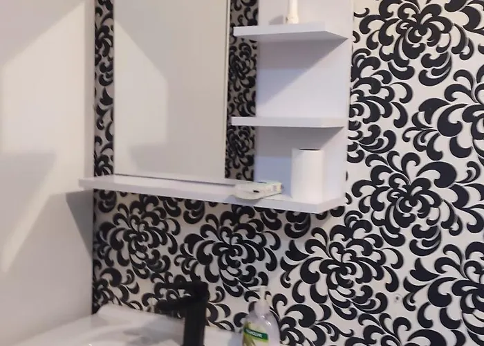 アパート Blue House 2